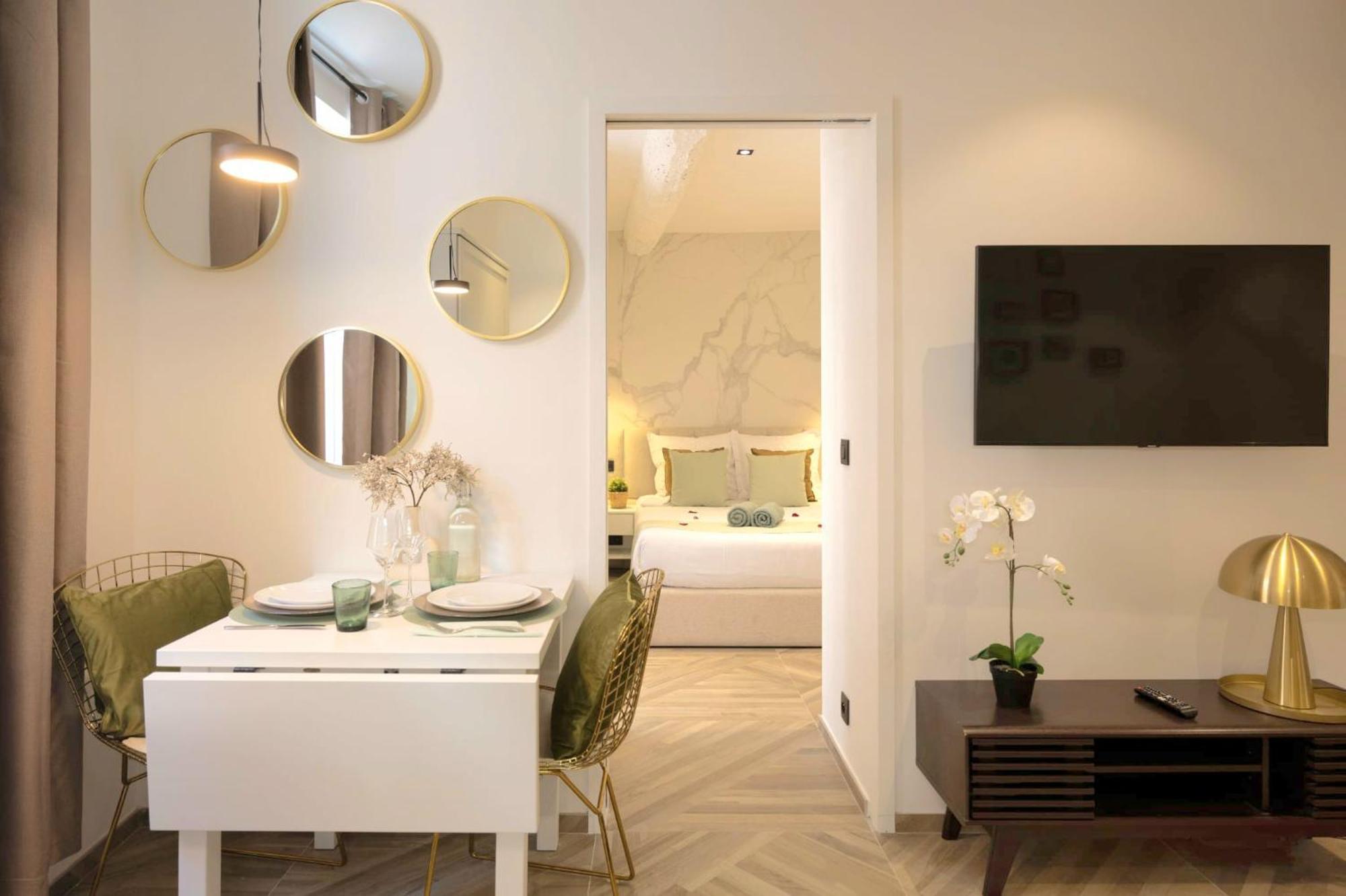 Le 34 Apartamento Saint-Tropez Exterior foto